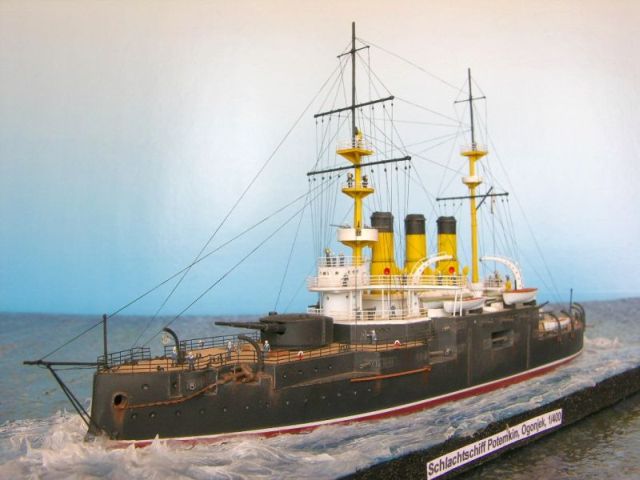 Russisches Schlachtschiff Potemkin (1/400)