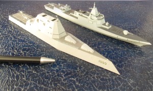 Zerstörer USS Zumwalt (1/700)