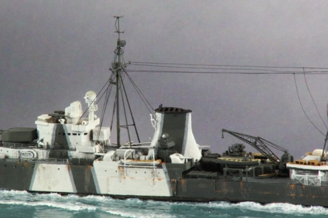 Britischer Leichter Kreuzer HMS Ajax (1/700)