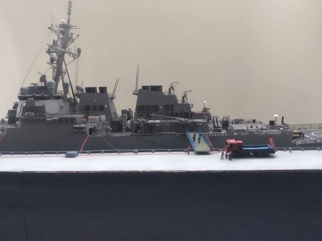 Lenkwaffenzerstörer USS Laboon (1/350)