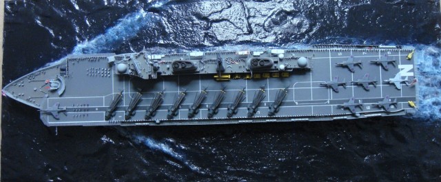 Flugzeugträger HMS Invincible HMS Endurance (1/700)